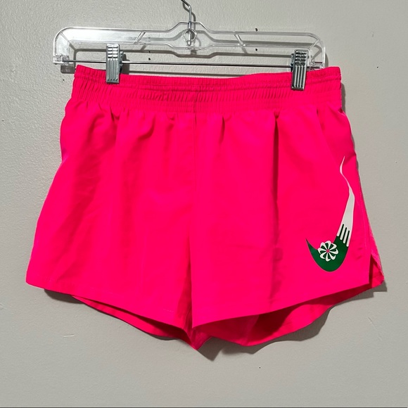 Nike Pants - Nike womens size small hot pink shorts